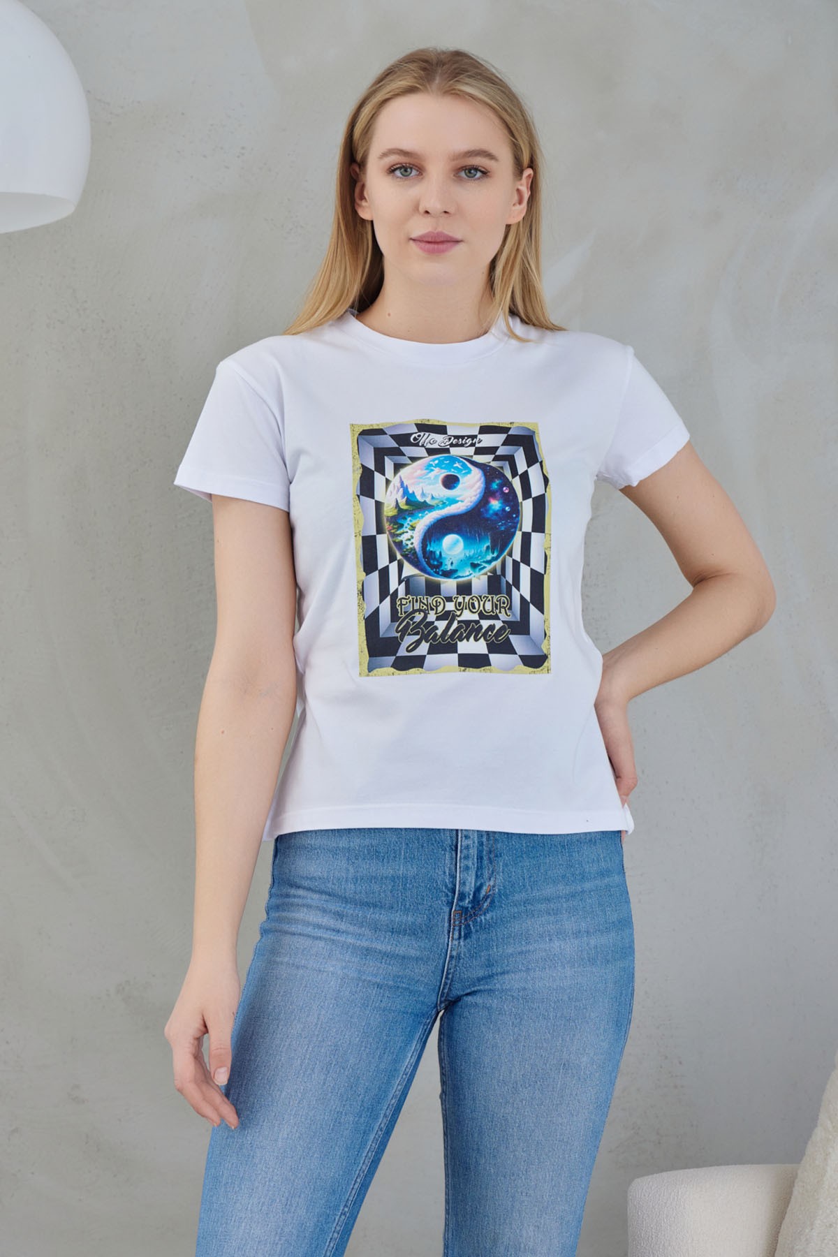 Kadın T-Shirt Yin Yang Find Your Balance Baskılı - Beyaz