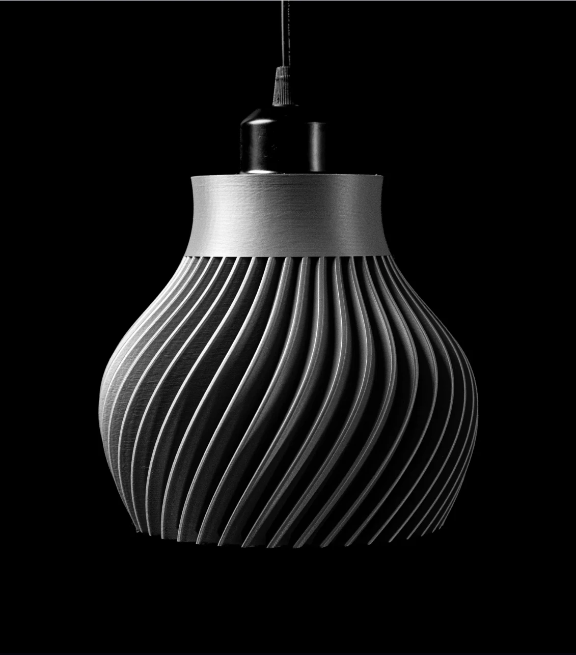 Ridged Pendant Lamp – Siyah Modern Avize