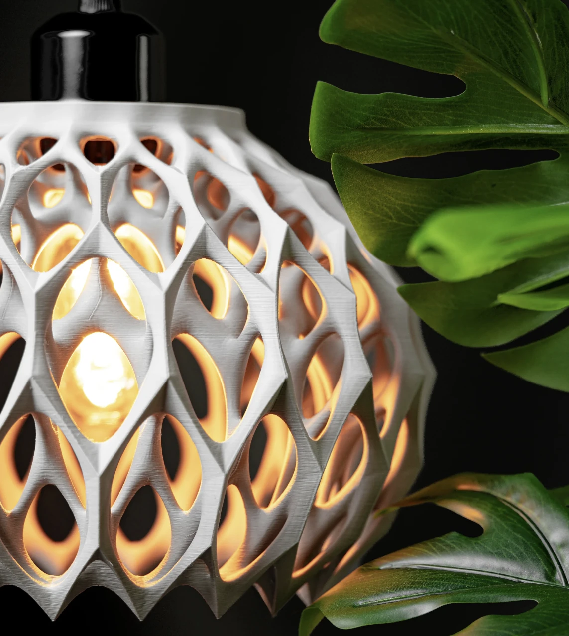 Invader Sarkıt Aydınlatma