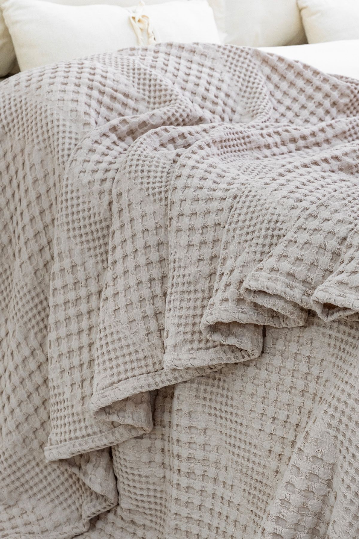 Joanna Çift Kişilik Yatak Örtüsü Çekmez Kumaş 220x240 cm Bej