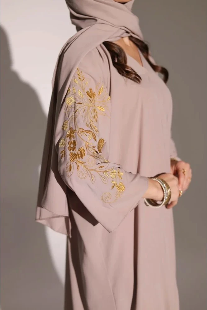 Vizon Rengi Altın İplik Nakışlı Abaya