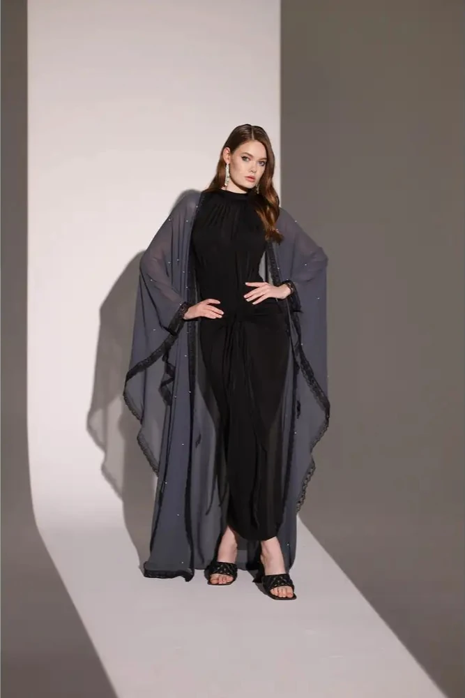 3 Şekilli Pelerinli Abaya