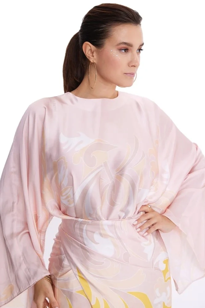 Zarif Desenli Pudra Kimono İpek Elbise