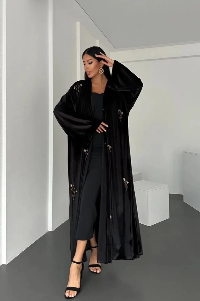 Lüks Kadife El İşlemeli Abaya - Mevsimlik, Standart Beden