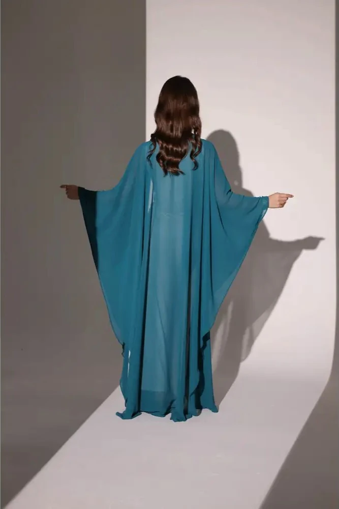 3 Şekilli Pelerinli Abaya