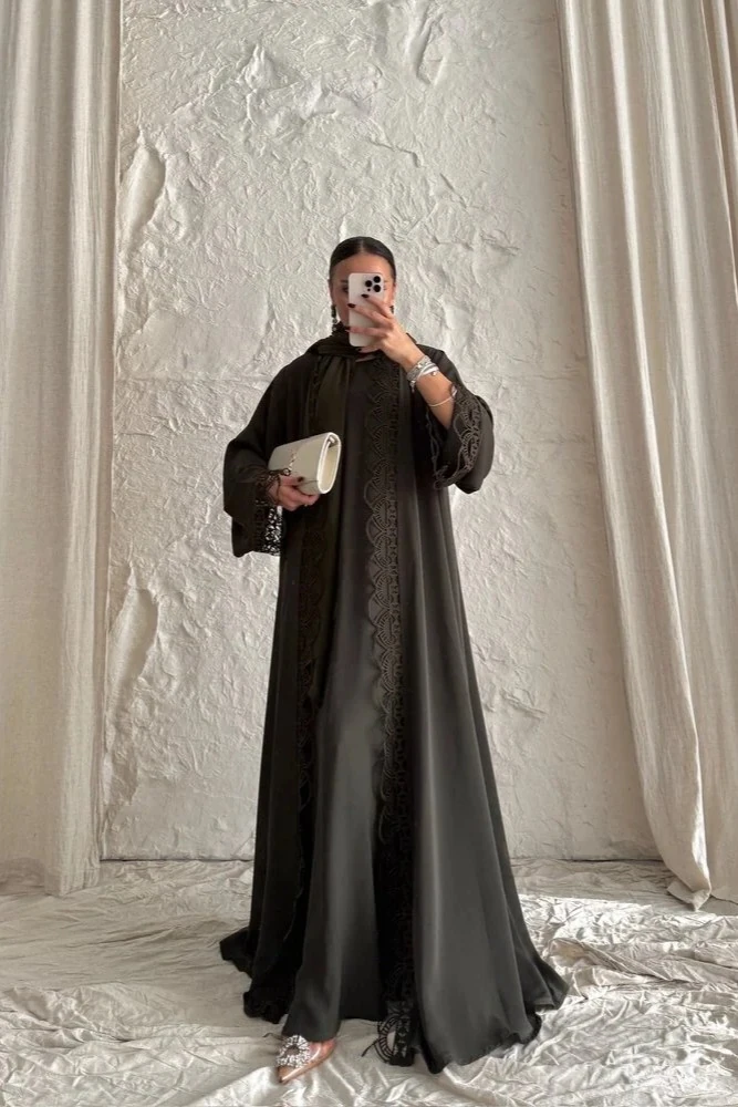 Özel Koleksiyon Haki İthal Dantel Abaya