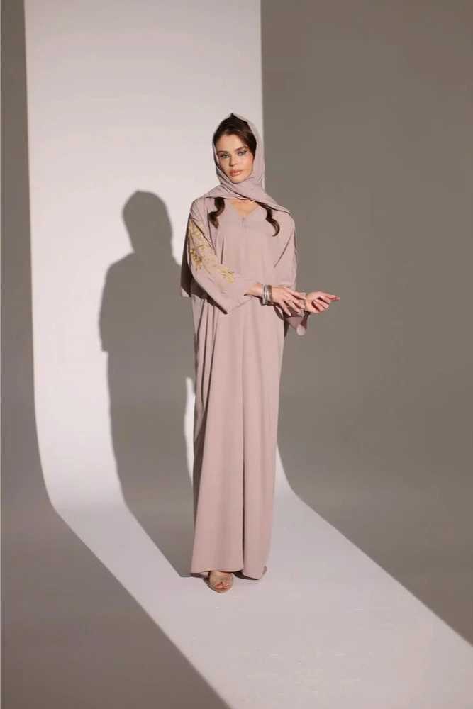 Vizon Rengi Altın İplik Nakışlı Abaya