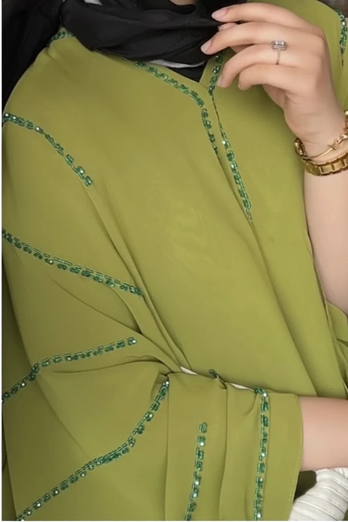 Zümrüt Taş Detaylı Yeşil Feraye Abaya