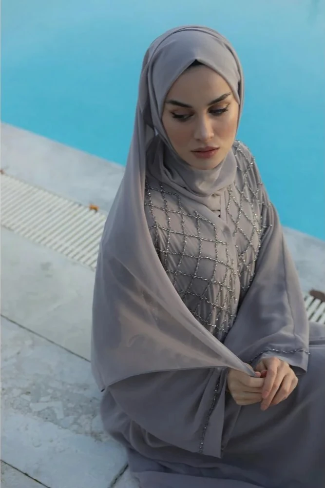 Limited Edition El İşlemeli Lüks Abaya Takımı