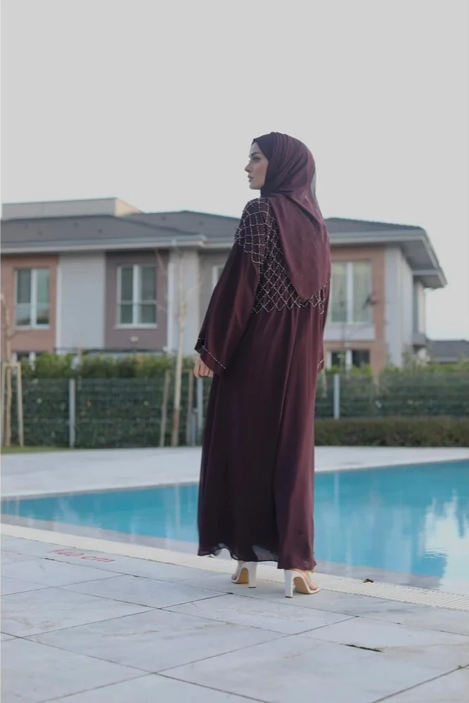 Limited Edition Mürdüm Rengi El İşlemeli Abaya ve Şal Takımı