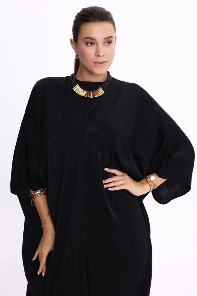 İpek Kumaş Siyah Elbise