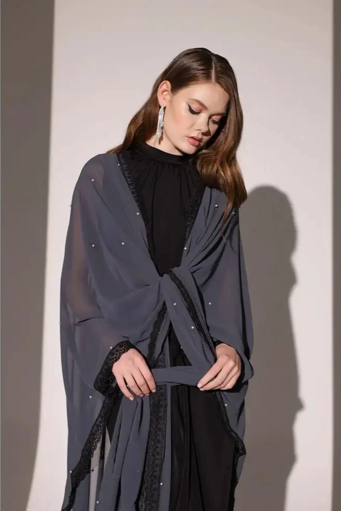 3 Şekilli Pelerinli Abaya