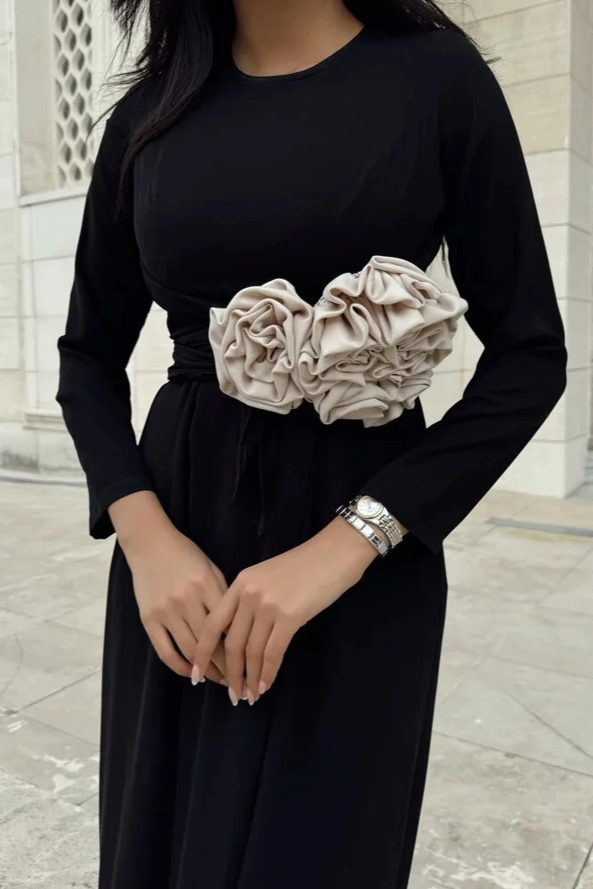 Kemer Detaylı Siyah Özel Tasarım Elbise