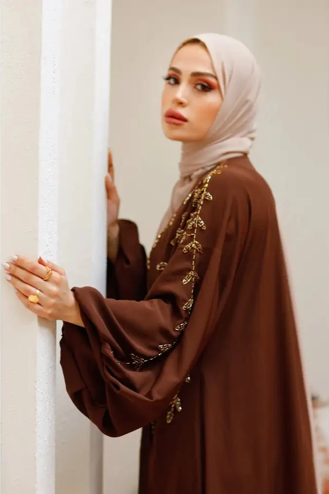 Kahve Tonları El İşlemeli Abaya
