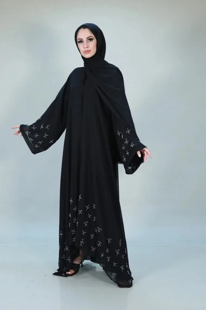 El İşlemeli Siyah Abaya