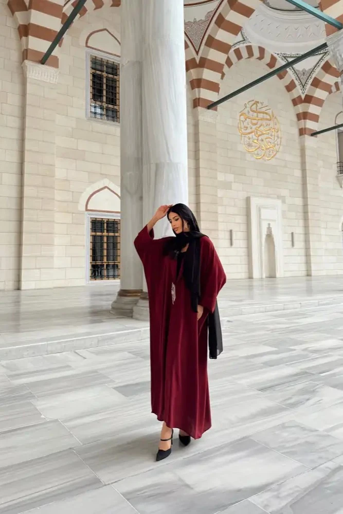 Broşlu Bordo Pardesu Abaya