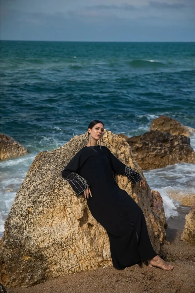 Silver Embroidery Abaya ( Mevsimlik Kumaş )