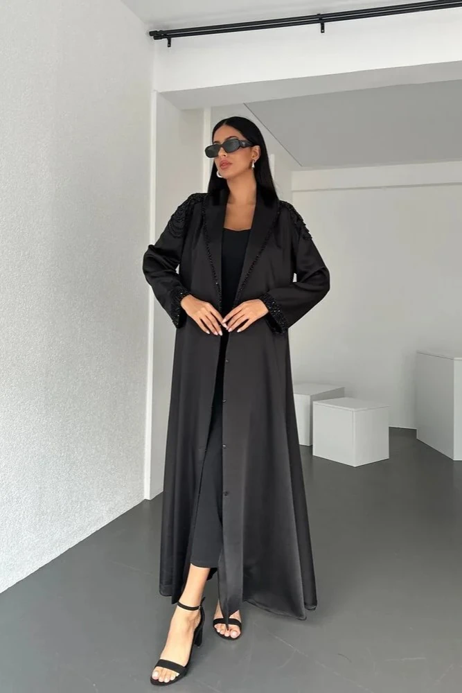 Noir Shimmer El İşlemeli Abaya ( Mevsimlik Kalın Kumaş )