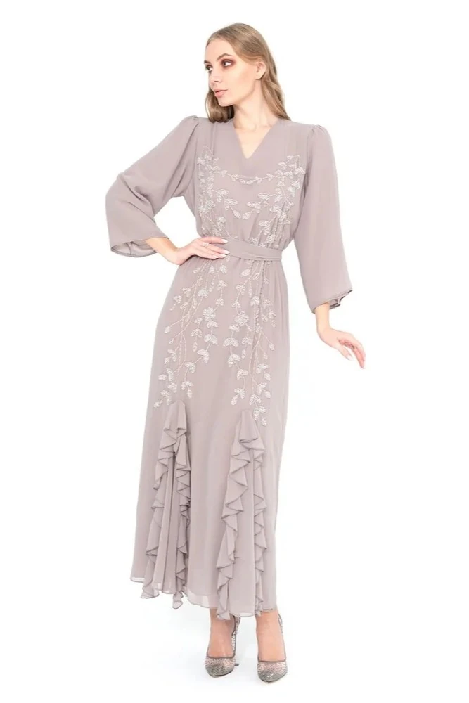 Önü Fırfırlı El İşlemeli Luxury Kemerli Elbise