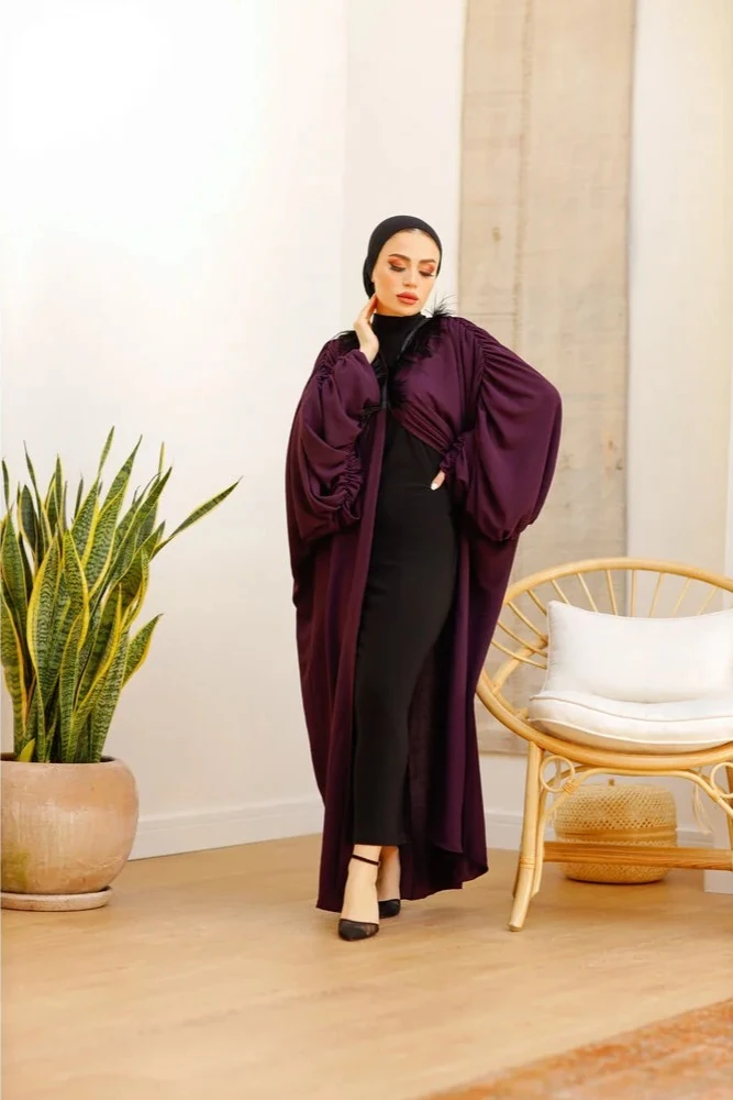 Yakası Tüylü Mor Abaya