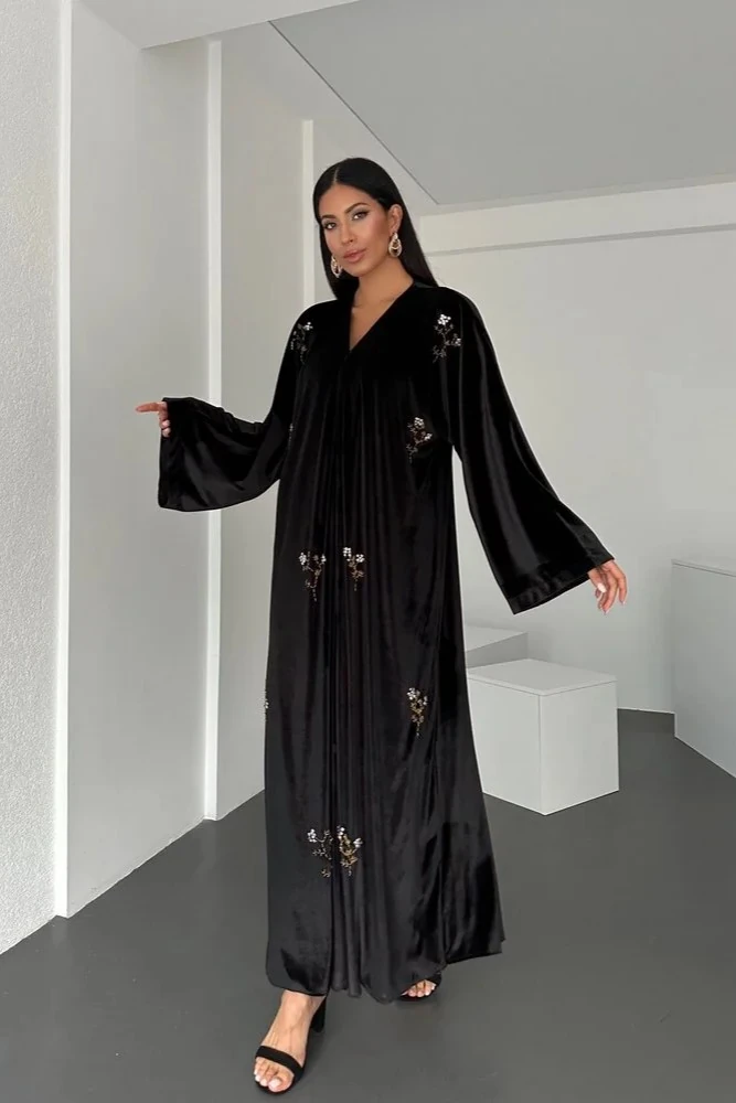 Lüks Kadife El İşlemeli Abaya - Mevsimlik, Standart Beden