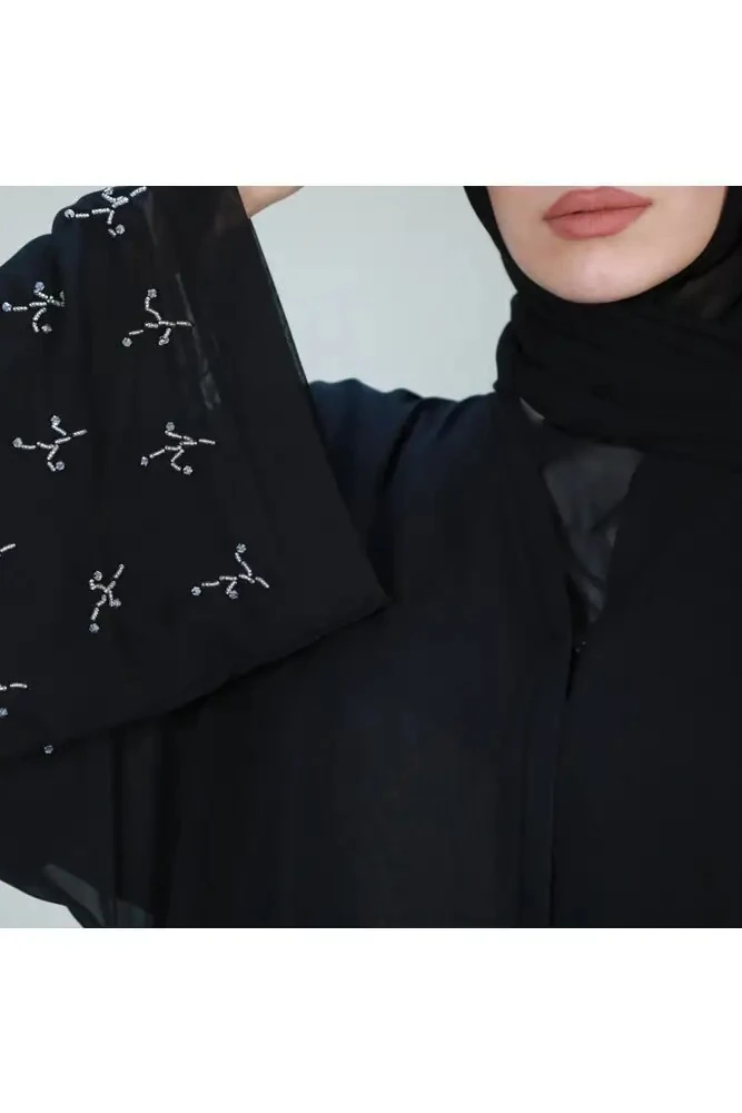 El İşlemeli Siyah Abaya