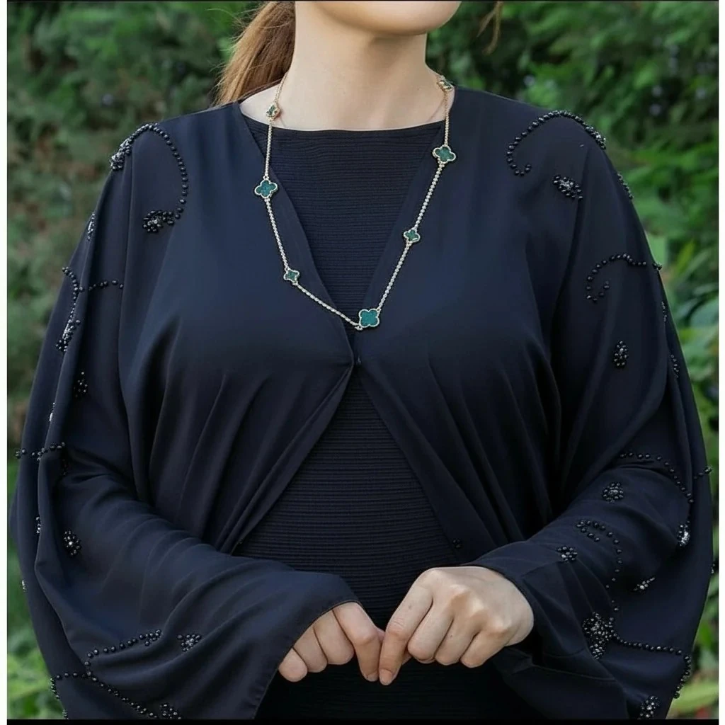 Kolları İşlemeli Siyah Abaya Takımı