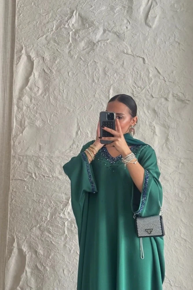 Zümrüt Yeşili El İşlemeli Kaftan Abaya Takımı