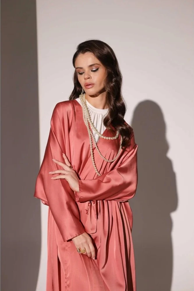 Parlak Dokulu Somon İpek Abaya