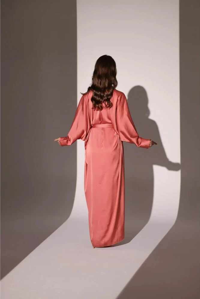 Parlak Dokulu Somon İpek Abaya