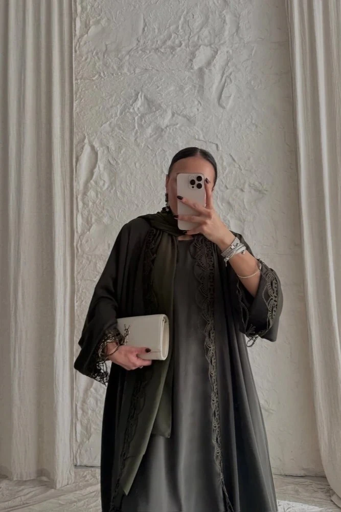 Özel Koleksiyon Haki İthal Dantel Abaya