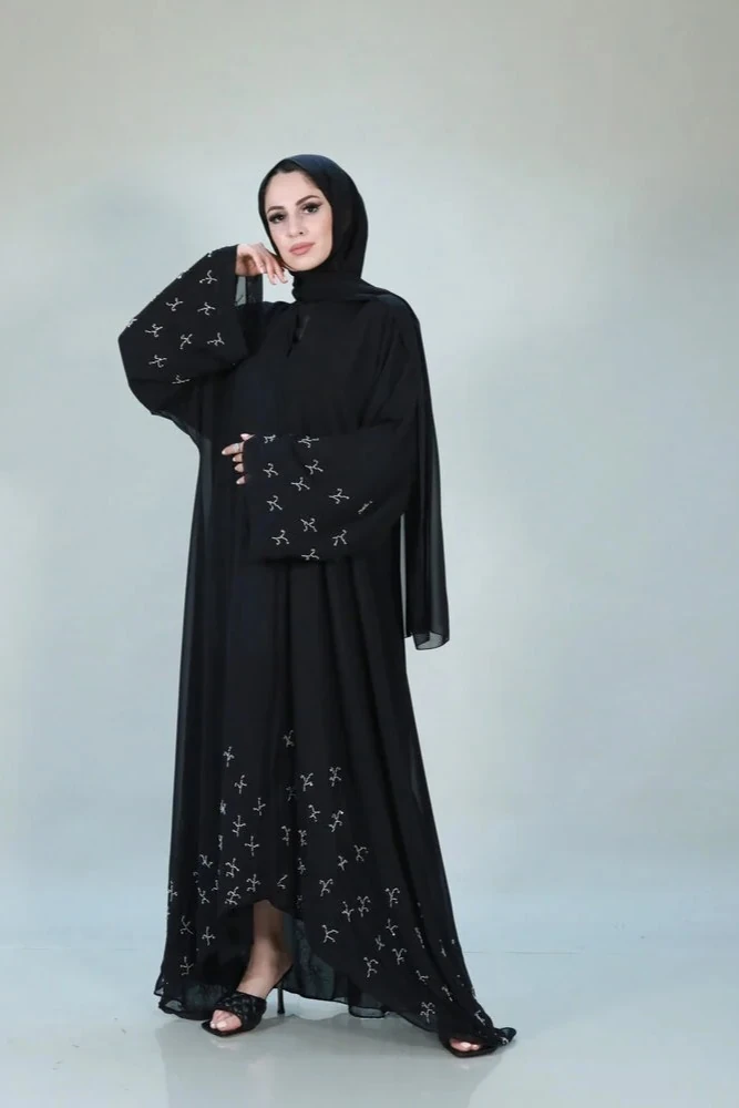 El İşlemeli Siyah Abaya