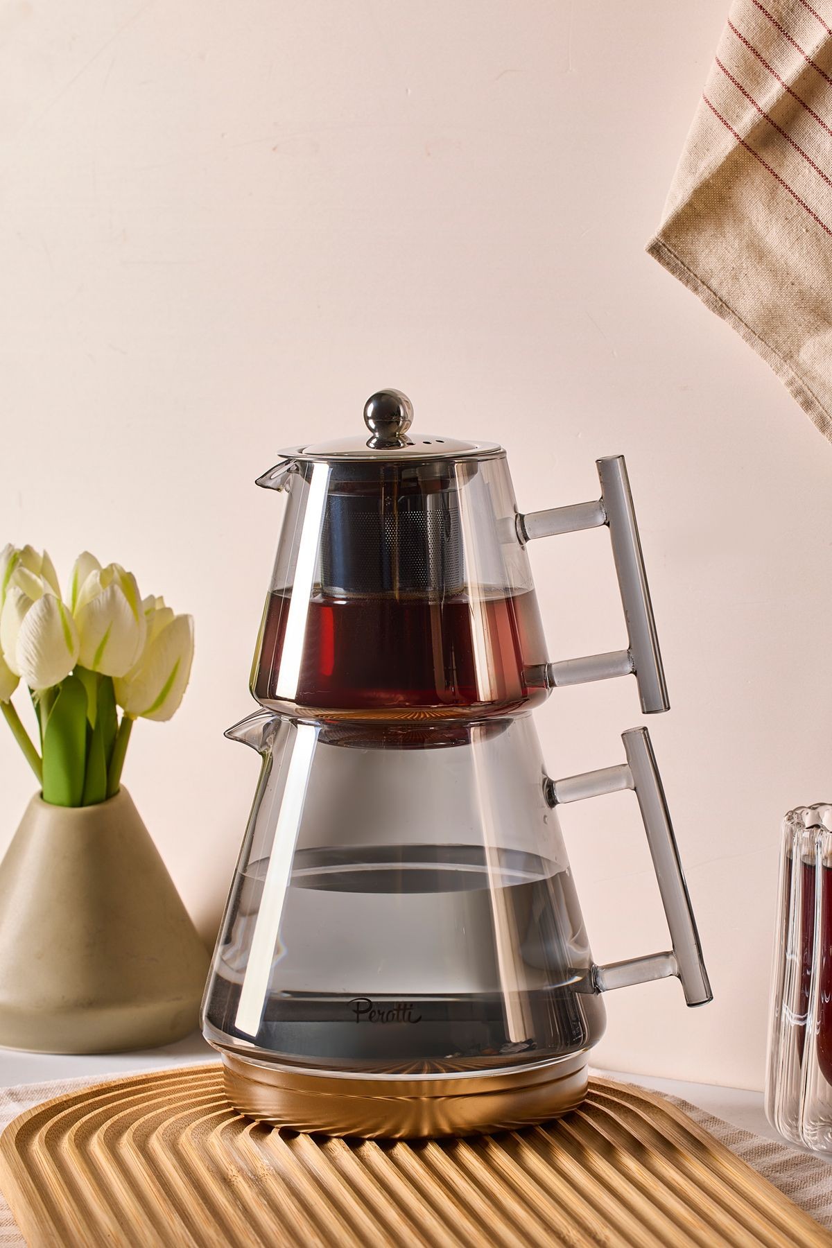 Franca Füme Indüksiyon Tabanlı Borosilikat Cam Çaydanlık Takımı 550 ml Demlik 1000 ml Suluk