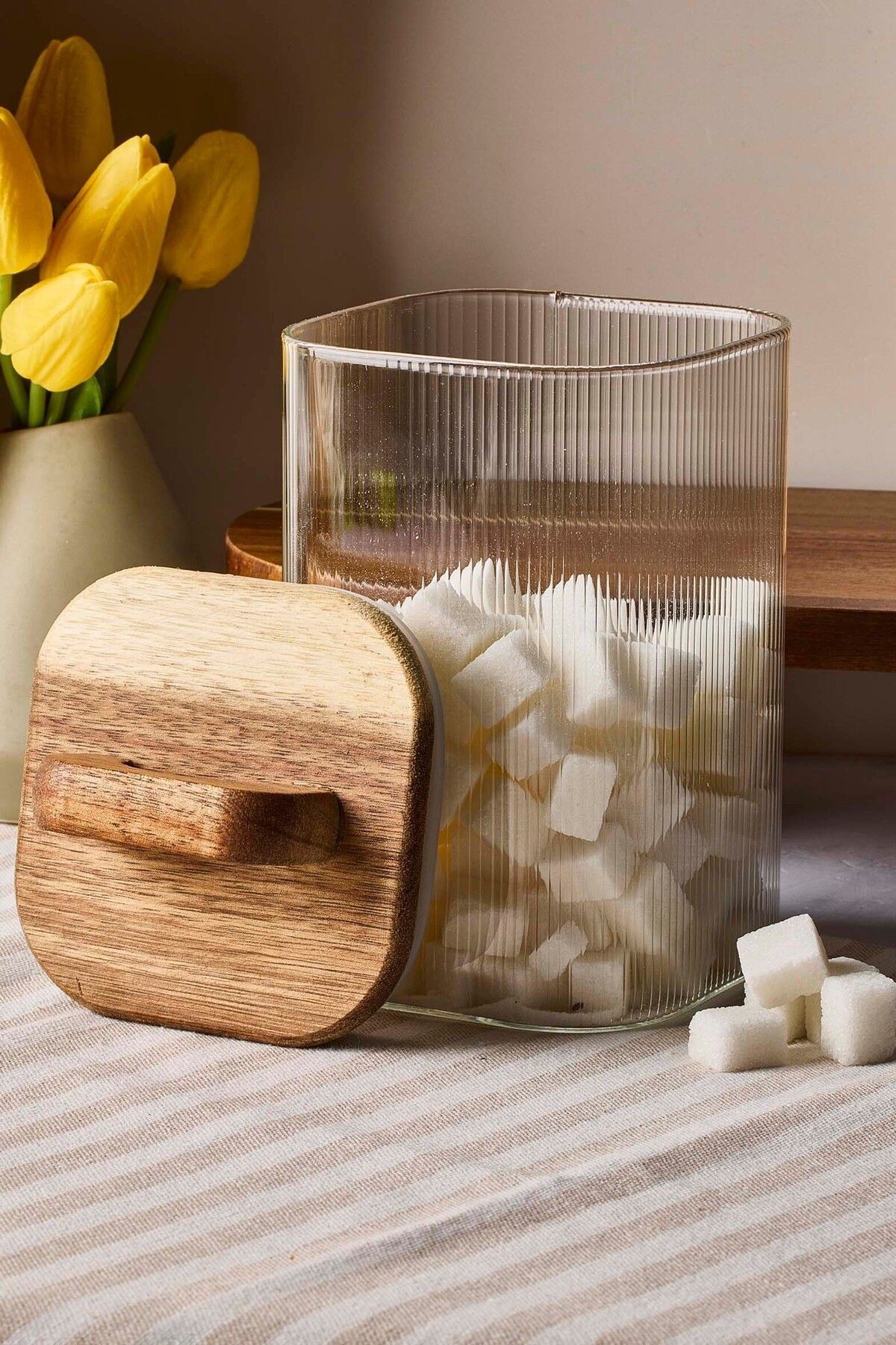 Acacia 1200 ml Akasya Vakum Kapak Borosilikat Kare Cam Kavanoz 10x15 Cm