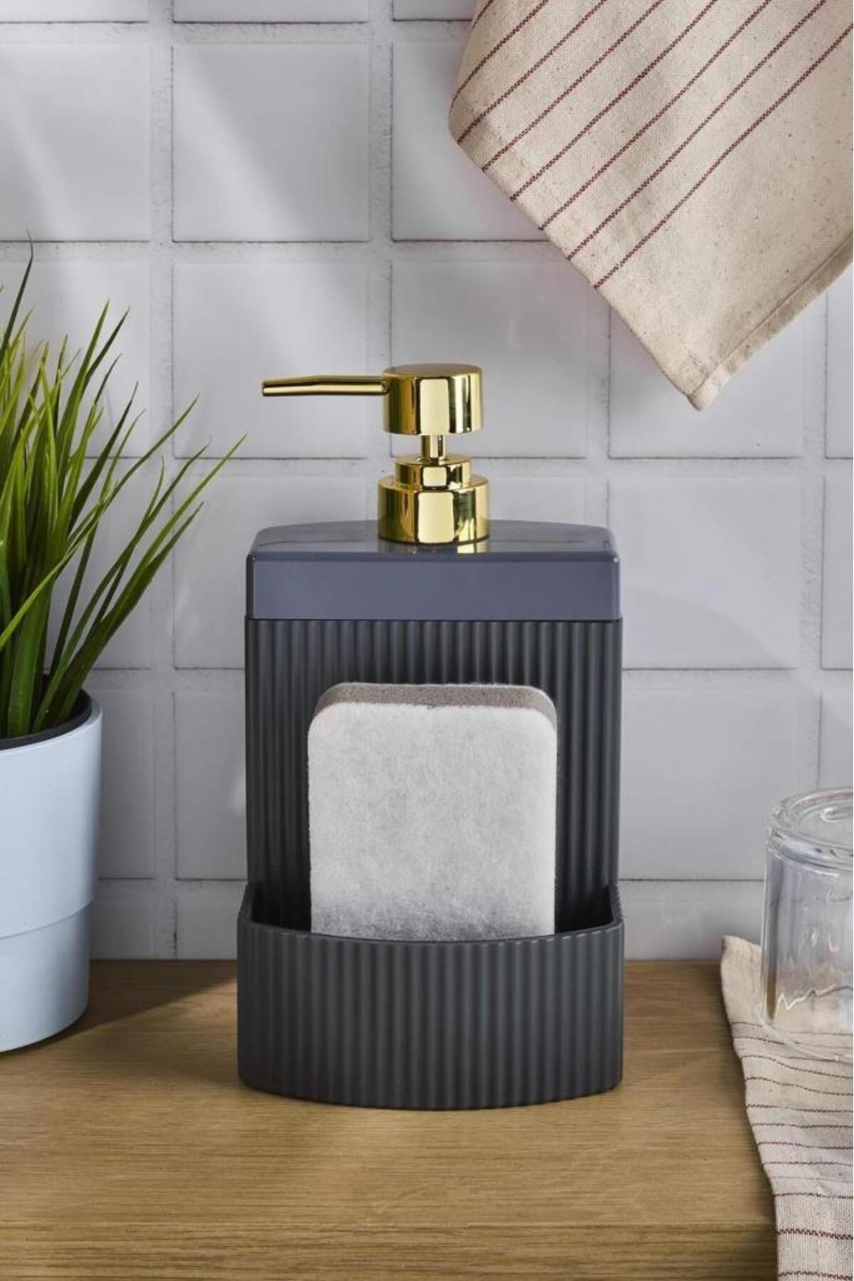 Kelly Sıvı Sabunluk Siyah 540 ml 16508
