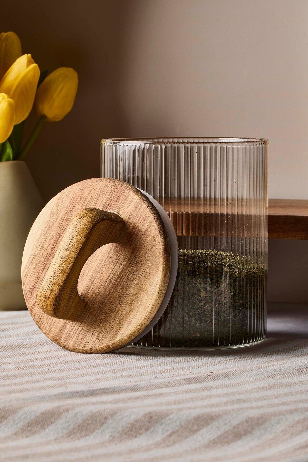 Acacia 800 ml Akasya Vakum Kapak Borosilikat Kare Cam Kavanoz 10x12 cm