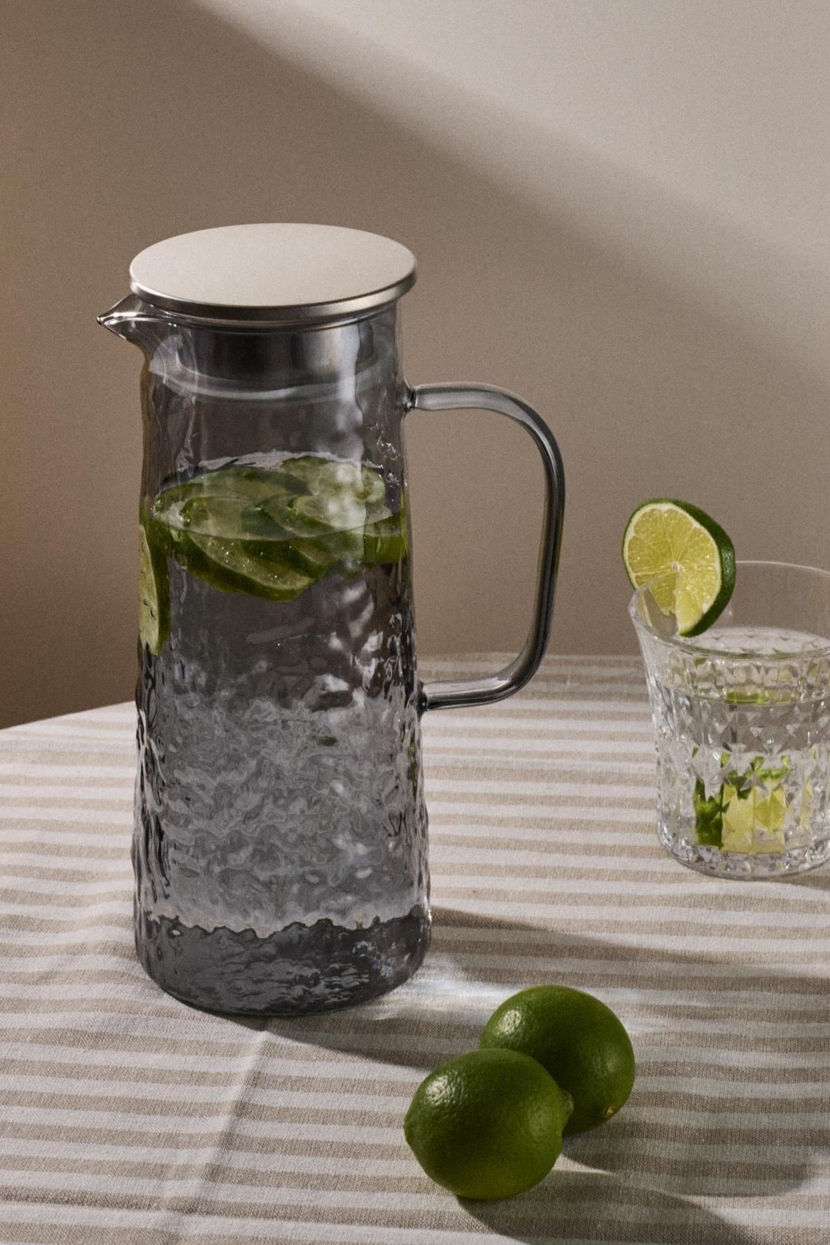 Sante Füme Cam Rüyası Filtre Kapaklı Sürahi 1300ml