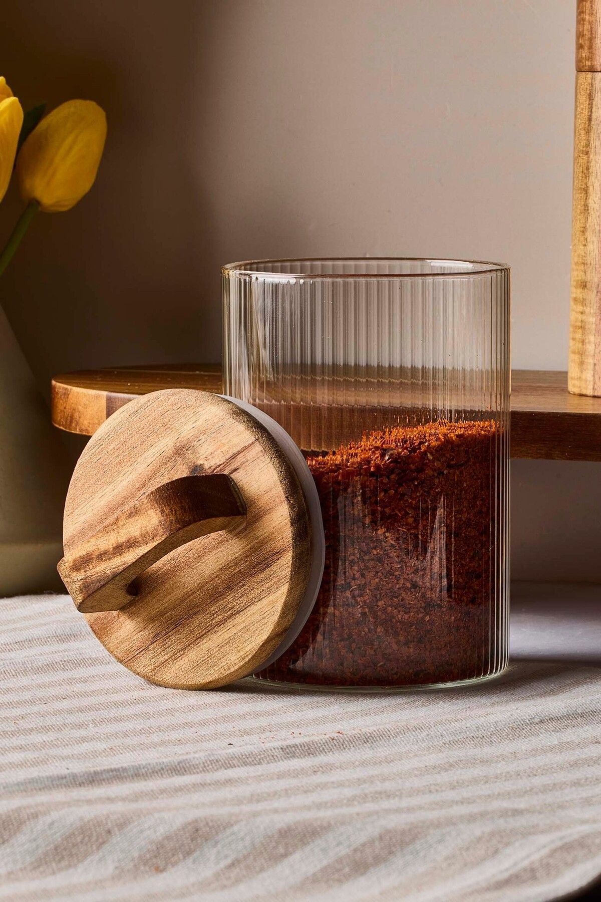 Acacia 580 ml Akasya Vakum Kapak Borosilikat Yuvarlak Cam Kavanoz 8.5x12 Cm