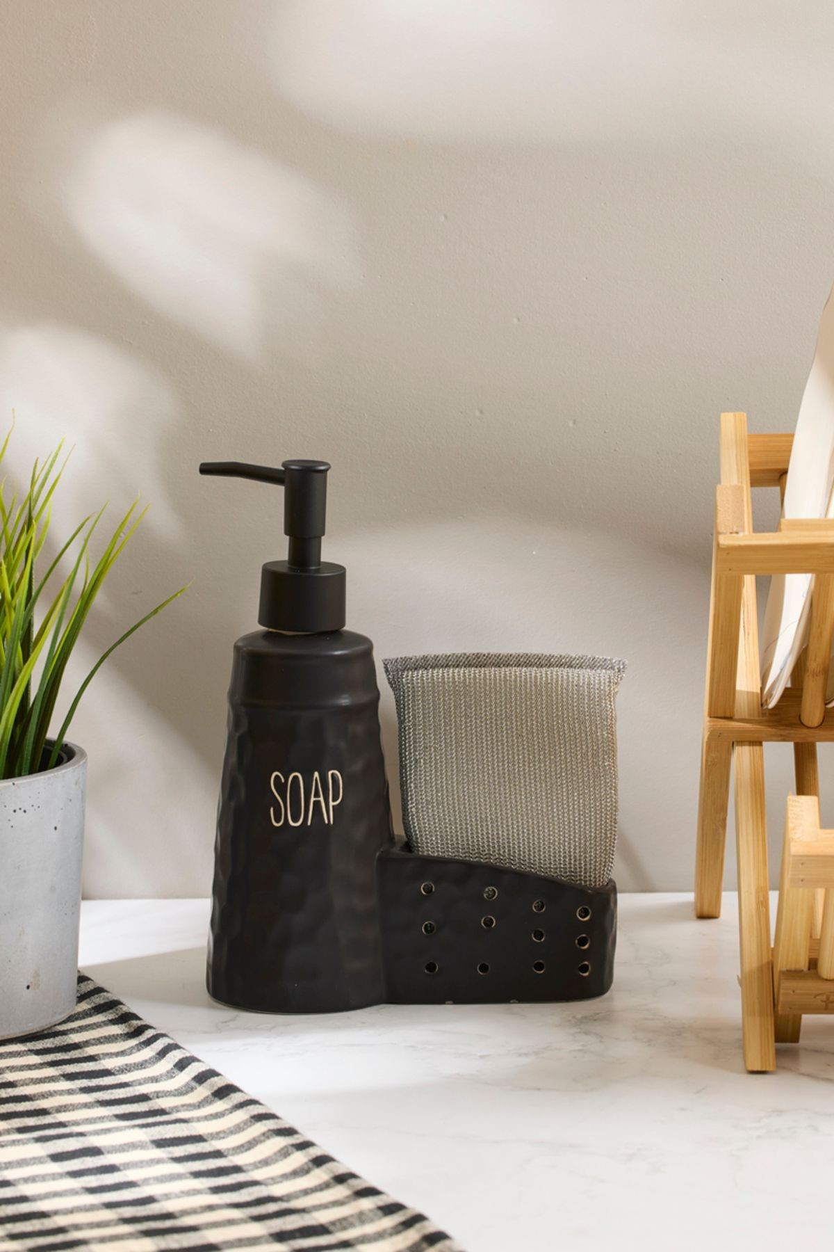 Sapone Black Süngerlikli Sabunluk
