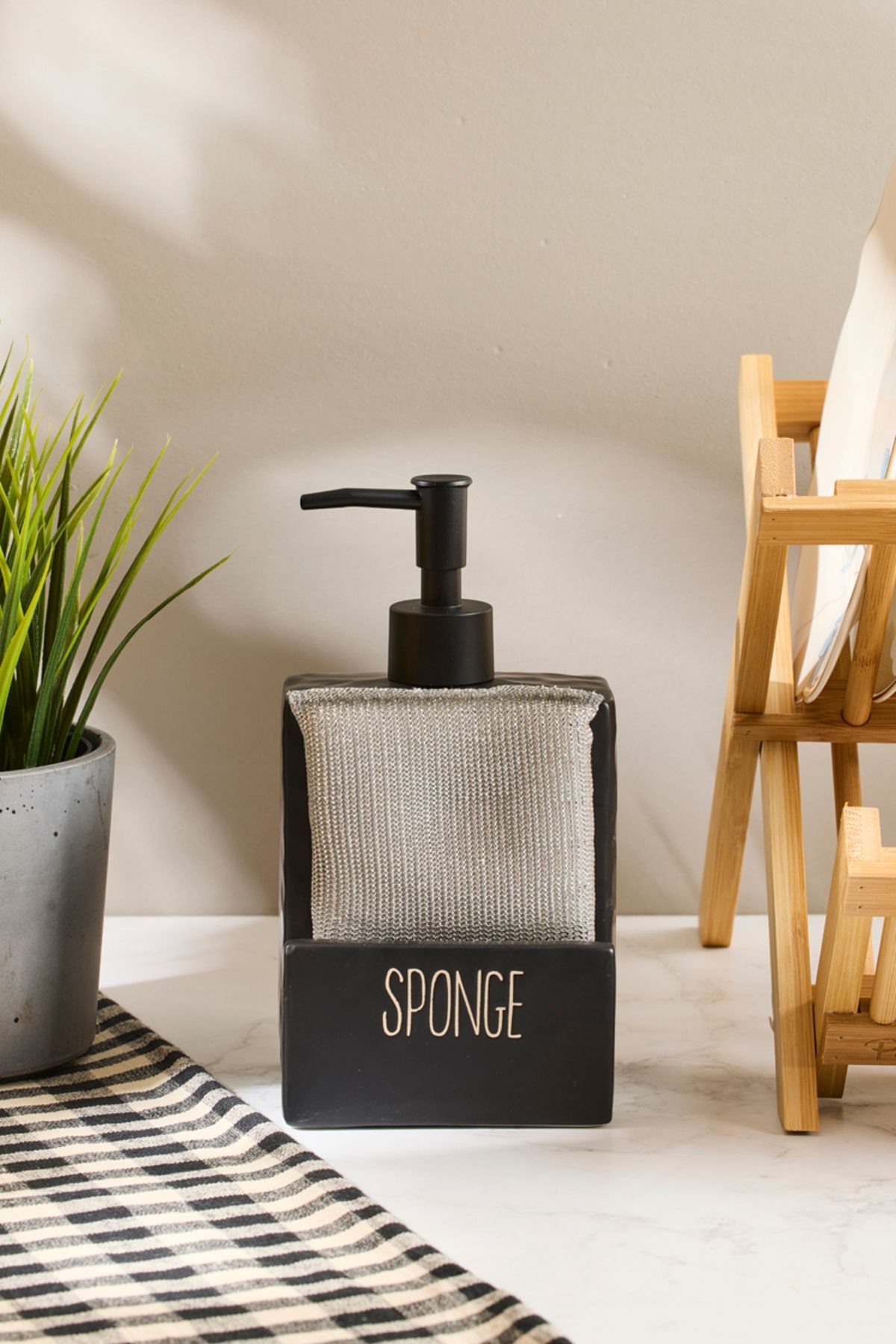 Sapone Black Süngerlikli Sabunluk