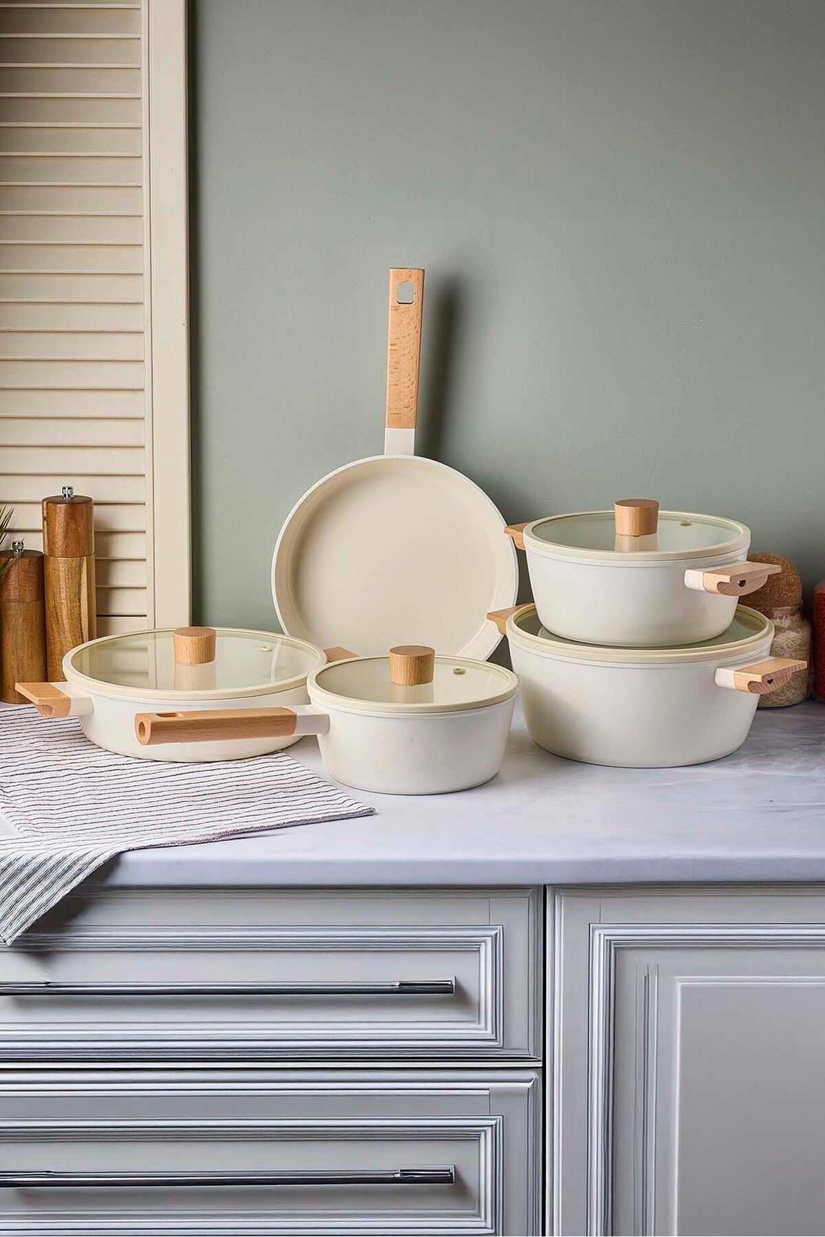 Cookwood Beige 9 Parça Tencere Tava Seti Indüksiyon Tabanlı Ahşap Saplı