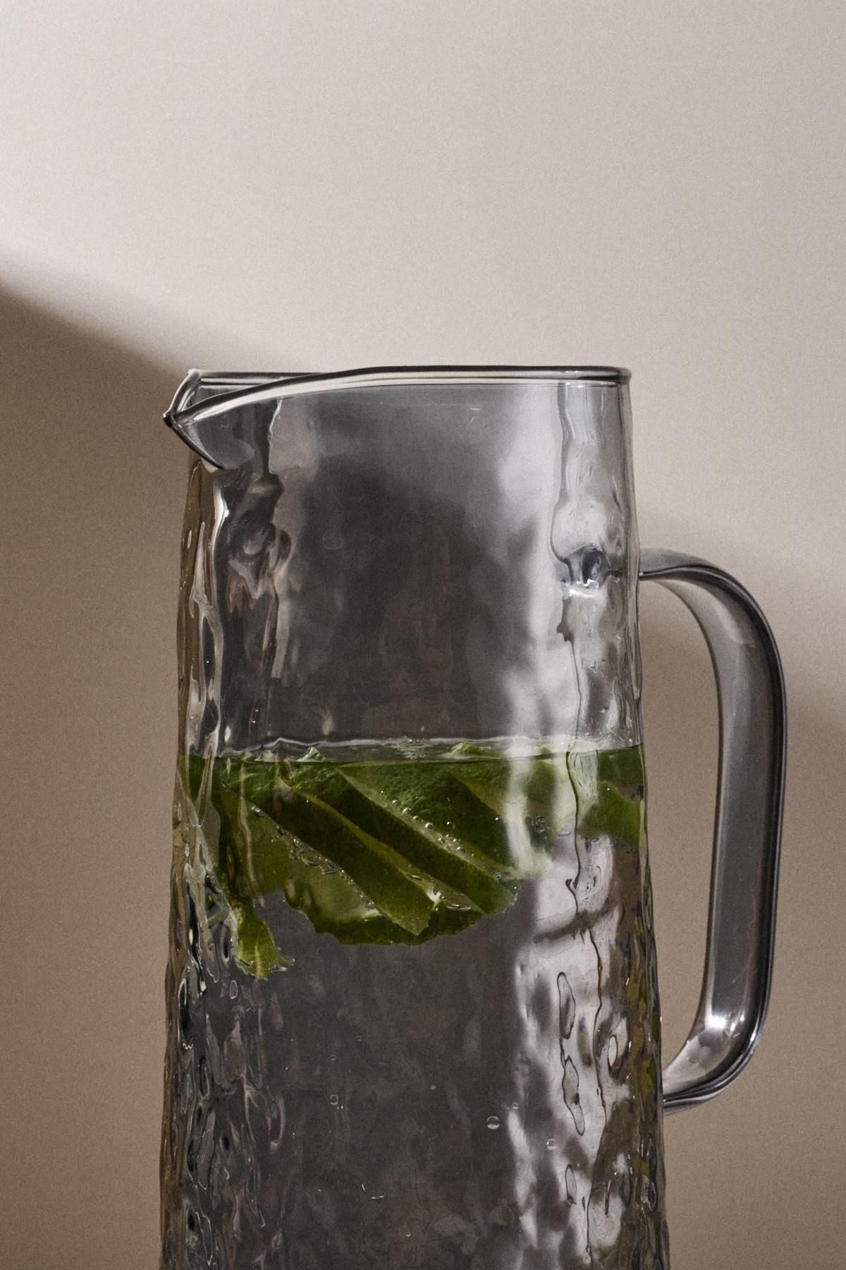 Sante Füme Cam Rüyası Filtre Kapaklı Sürahi 1300ml