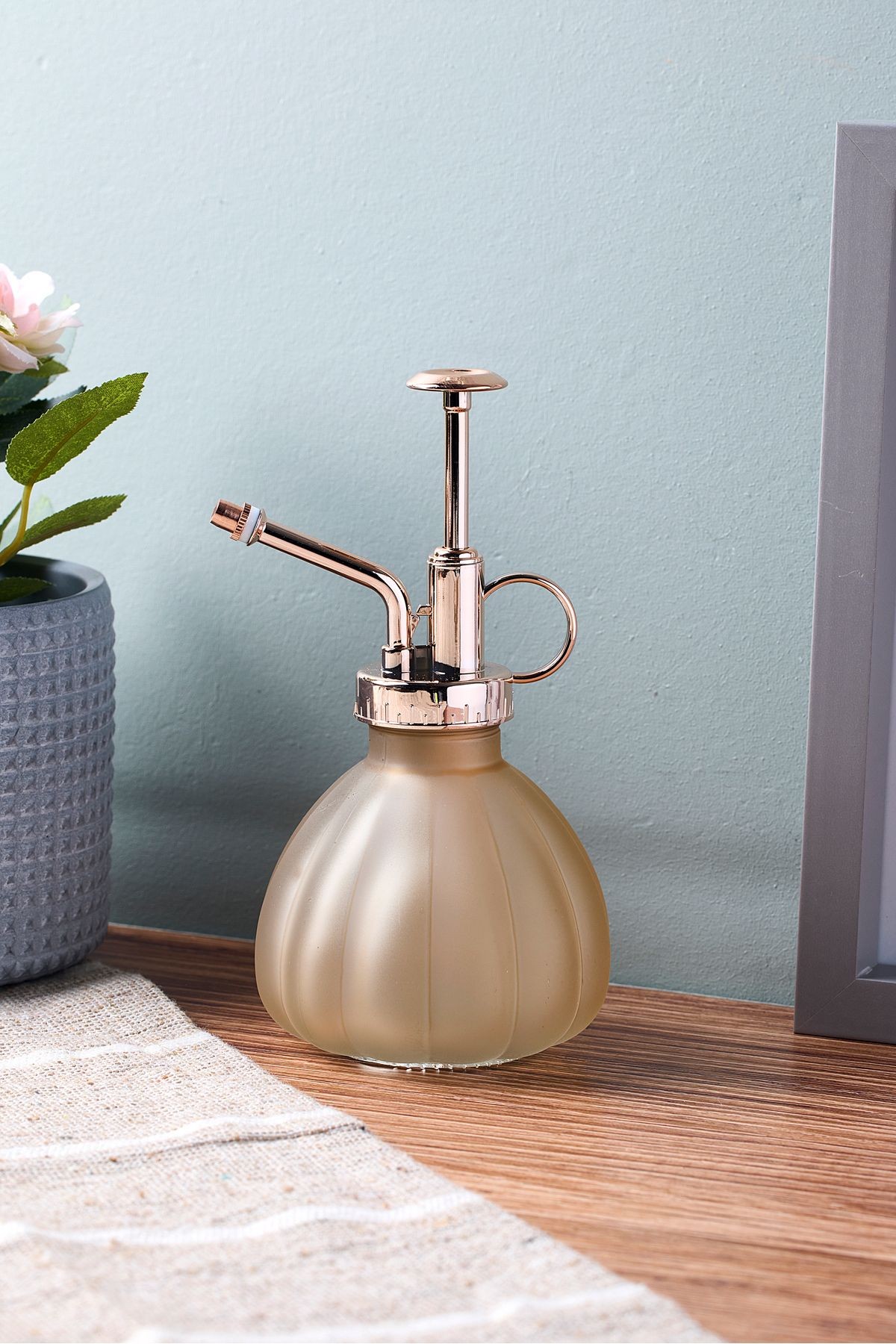 Sesam Cam Matt 250 ml Sulama Sprey Şişesi