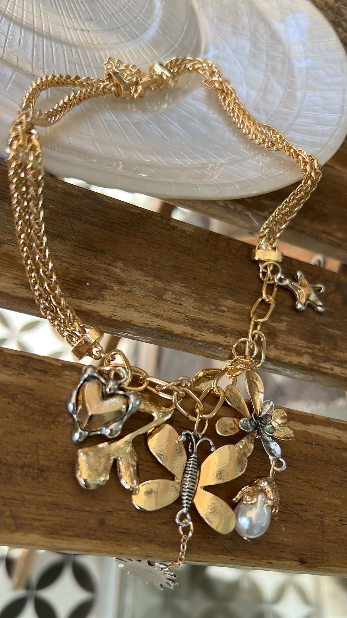 Gold Charm Kolye