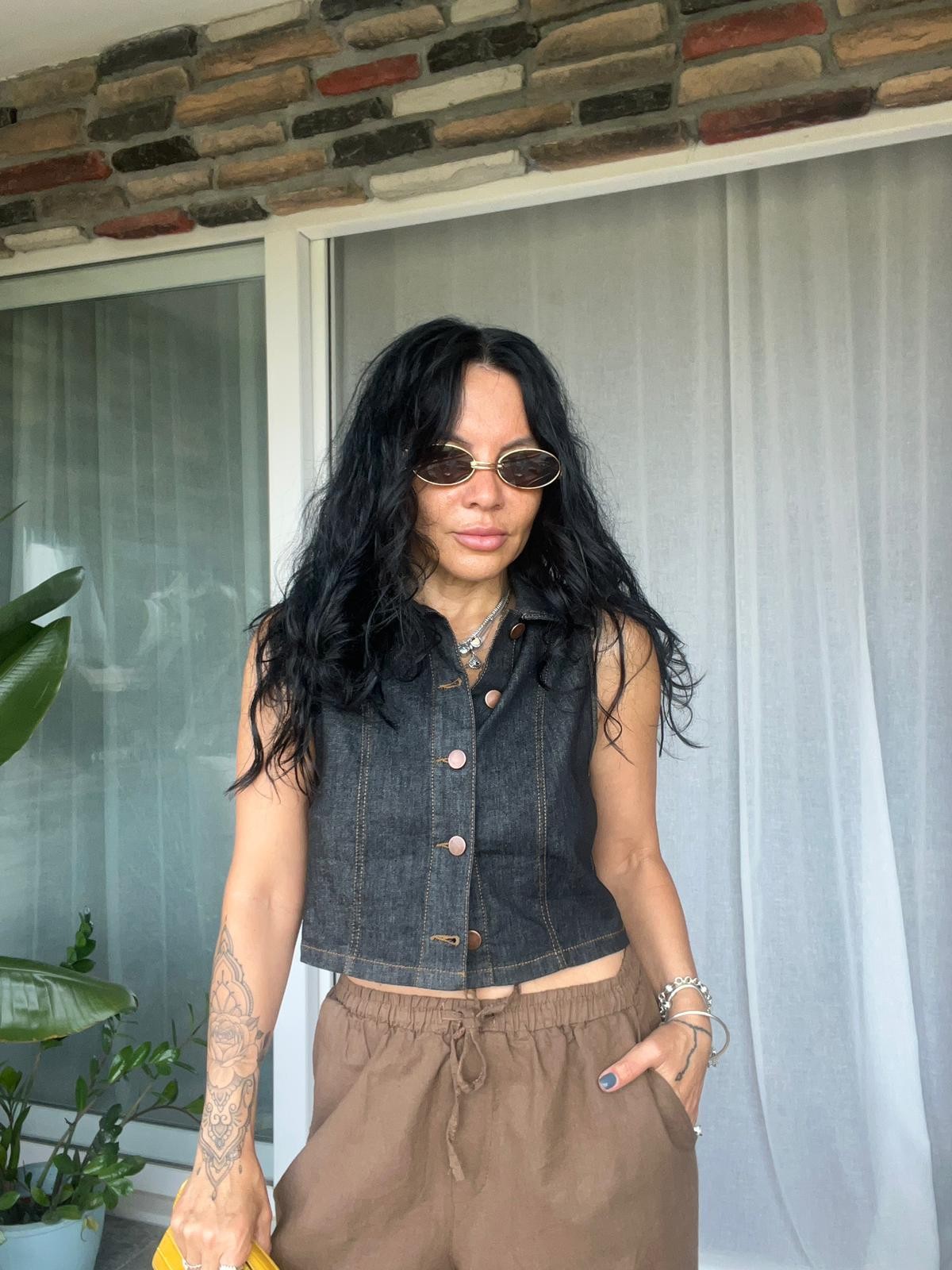 Düğmeli Kolsuz Denim Yelek