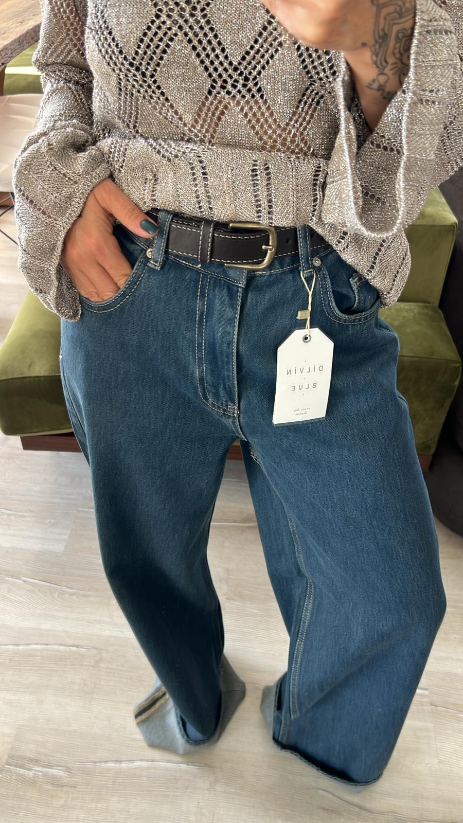 Paçası Kıvrık Geniş Kesim Mavi Denim Pantolon