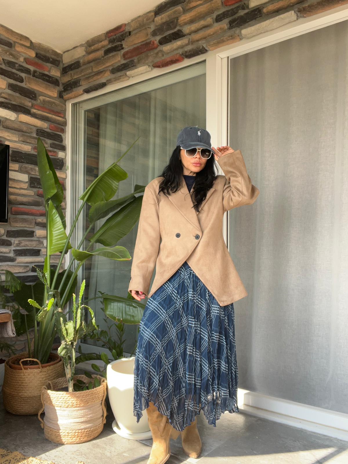 Petrol Mavisi Ekose Desenli Pliseli Asimetrik Etek