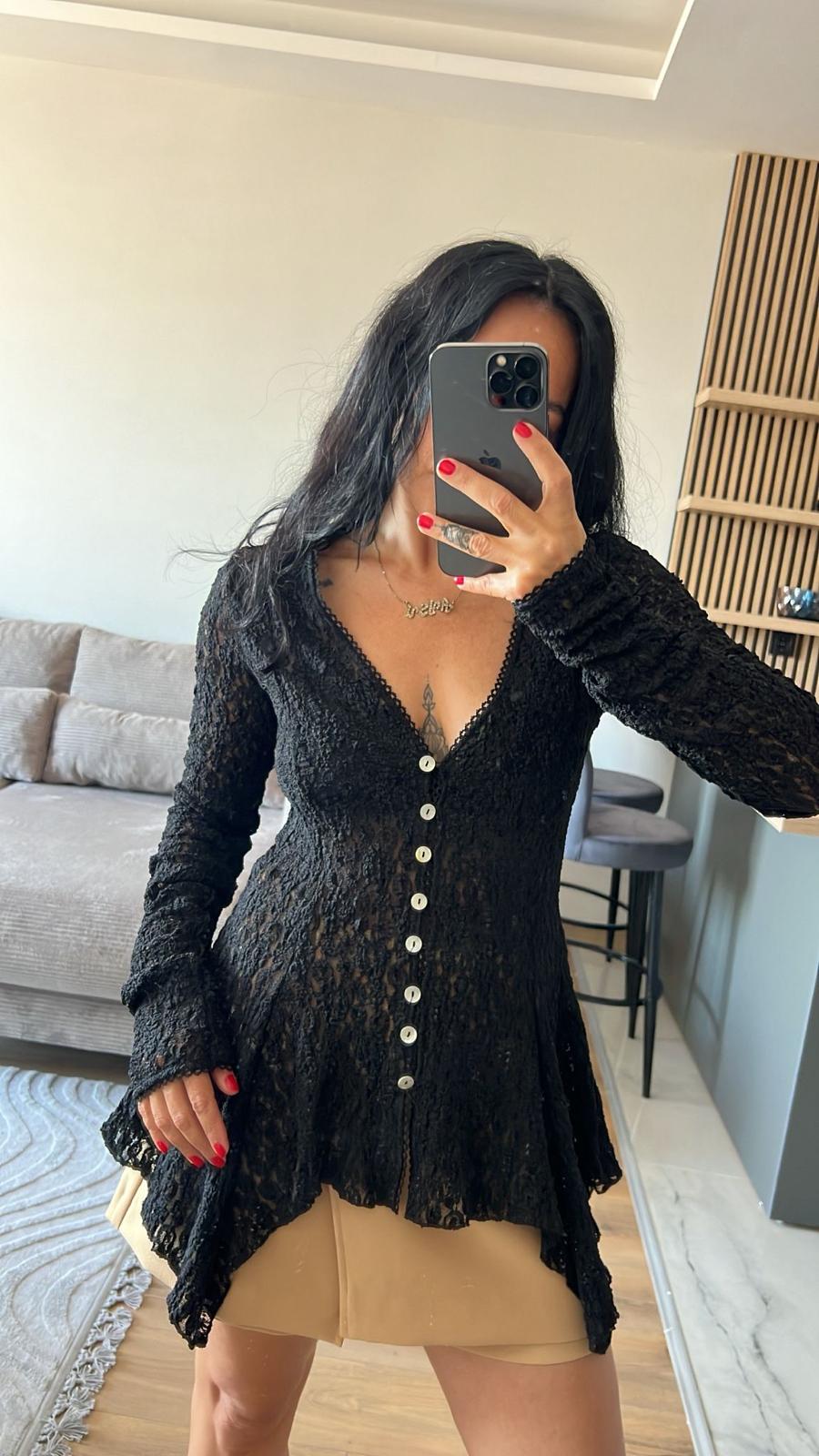 Düğmeli Peplum Dantel Hırka