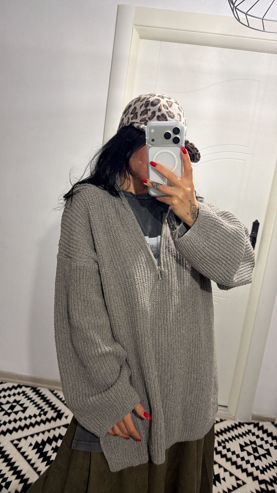 Kaşe Doku Leopar Şapka 