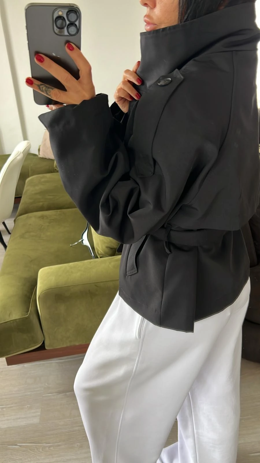 Premium Dik Yaka Kemerli Siyah Trençkot 